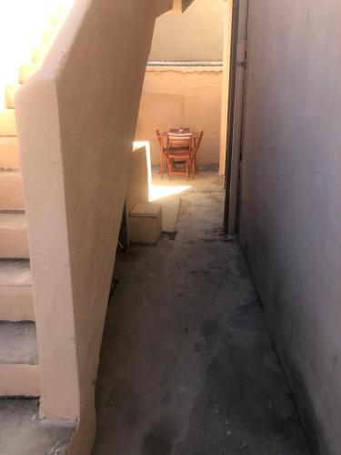 Magnifique T2 bien desservi, Marseille (fotografie 2)
