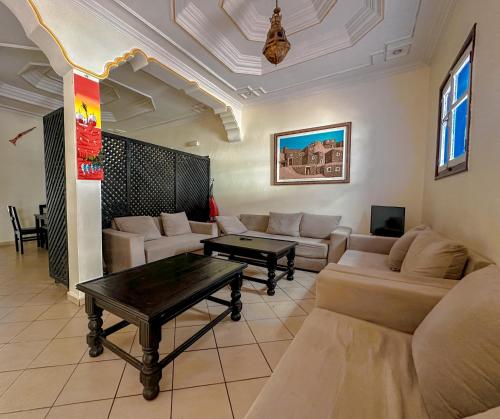 Koplietošanas atpūtas telpa ar TV, Hotel Ait Baamrane in Sidi Ifni