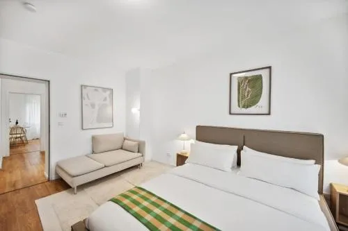 Beautiful 1-Bedroom Apartment with Kitchen, King Bed and Free Wifi in Wuppertal in Wuppertal, Deutschland