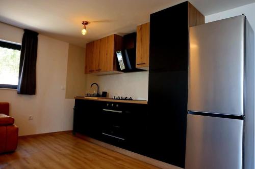 Two-Bedroom Apartment with Terrace and Sea View image 2