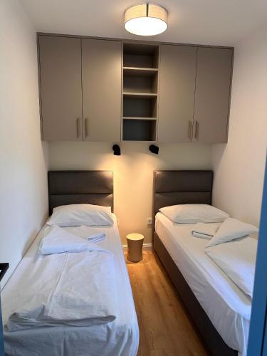 Two-Bedroom Apartment with Terrace and Sea View image 9
