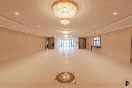 Mein Palace Events&Hotel in ฮัทเทอร์ไชม์ อัม ไมน์