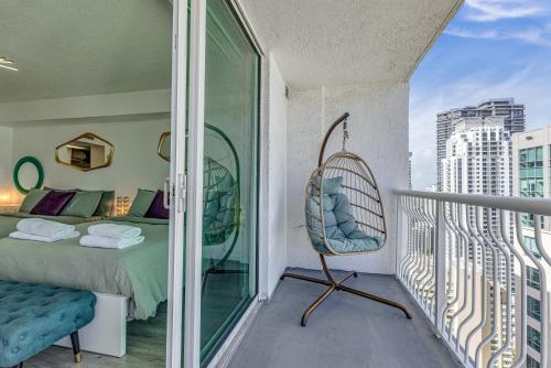 Oceanside Penthouse Apartment in Brickell Miami, Pool, Free Parking in Miami, USA
