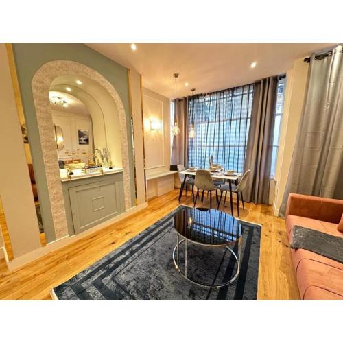 F1- Stylish 1 Bed Flat Near Edgware Road, Londyn