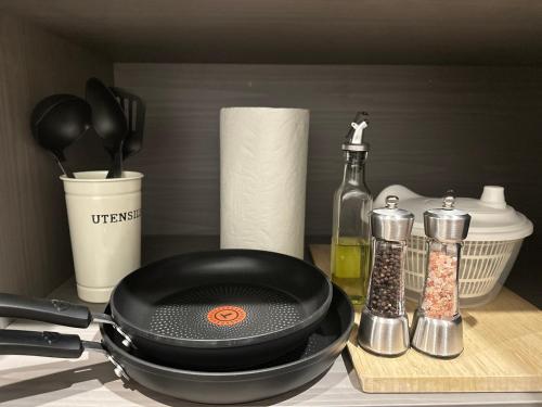 New Suite with Private Bathroom 8 mins to UBC in Vancouver, Canada