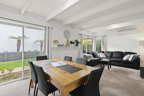Mysa Anglesea Sleeps 6 WiFi SmartTV Cafes Shops in Great Ocean Road - Anglesea