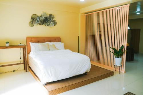 . Lina Suites Deluxe Room