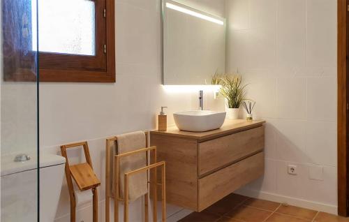 Three-Bedroom Holiday Home in Port d'Alcudia - image 10