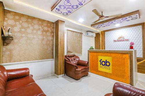 Lobby, Via The Sunrise Inn in Madhurawada