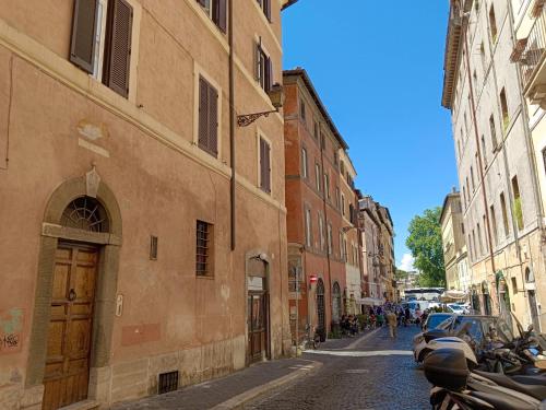 Magical Navona Duplex With Terrace - image 2