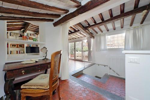 Magical Navona Duplex With Terrace - image 12