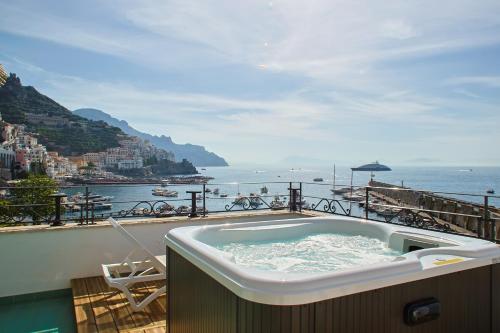 Bañera de hidromasaje, Hotel Aurora in Amalfi City Center