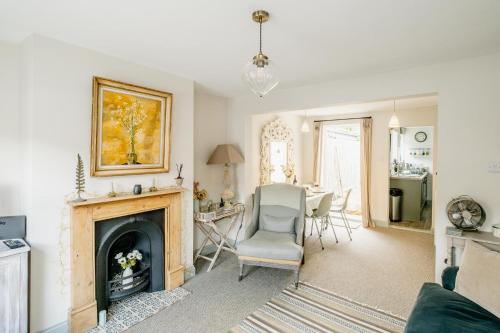 Wigeon Cottage Aldeburgh - Sleeps 4 - Adults only house - image 2
