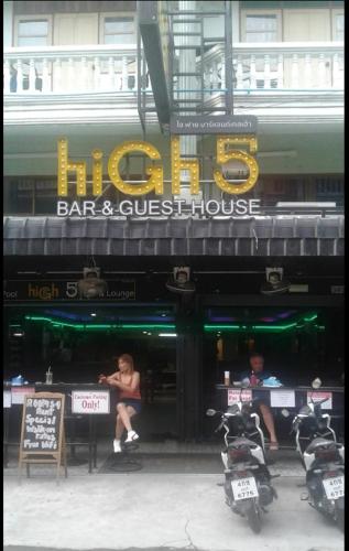 High5 Guesthouse - 바/라운지
