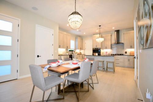 Ocean view 3-Bedroom just steps from the sand in Imperial Beach, USA