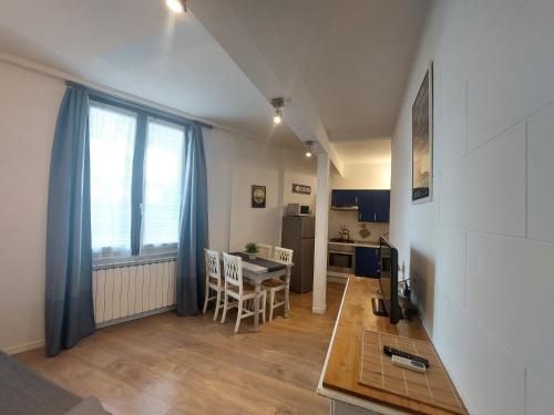 Little Palm apartment - image 11