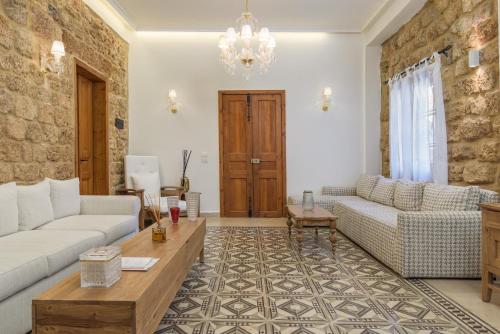 Shared lounge/TV area, Lebanese Diaspora Village in Batroun