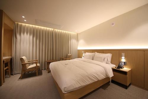 H avenue Hotel Jeonju Deokjin (2)