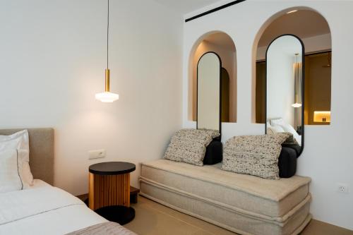 Muse οf Mykonos Muse οf Mykonos