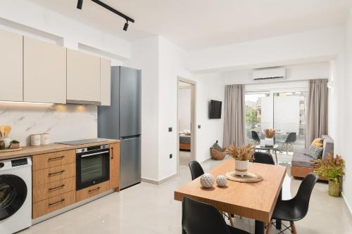 Superior One-Bedroom Apartment with Balcony image 4