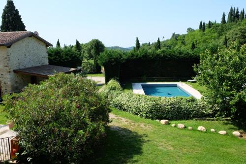 Agriturismo Val - 정원