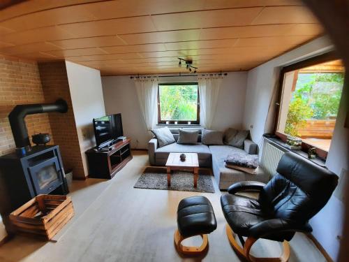 Eldorstal-1-Ferienwohnung-in-Bad-Harzburg-mit-Hund-direkt-am-Nationalpark-1000-qm-Garten in Bad Harzburg