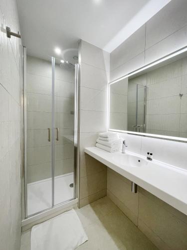 Five Boutique Hotel Paris Quartier Latin - image 2