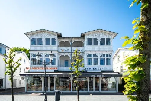Villa Meeresgold - Stilvolle Auszeit nur 150 Meter vom Strand in Binz, Deutschland