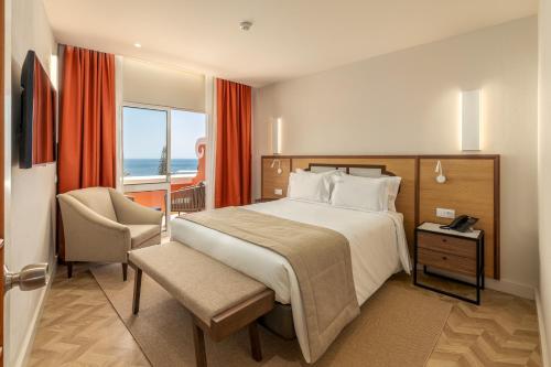 Family Suite with Sea View image 6