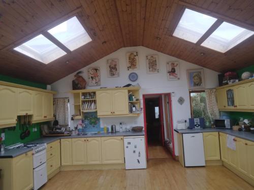 Red brick Victorian house next to Croke Park Stadium, Dublin (photo 3)