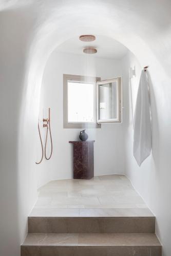 Canaves Oia Boutique Hotel - image 5