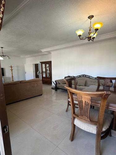 alwaha circle 3 bedrooms apartment ثلاثة غرف نوم دوار الواحة - image 4