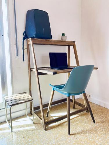 Studio Apartment with Balcony image 8