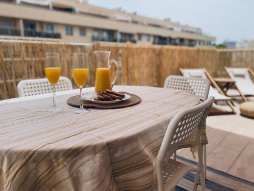 Studio Apartment with Balcony image 2