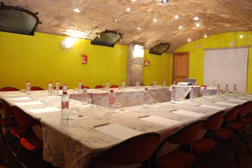 Hotel Claret - image 6