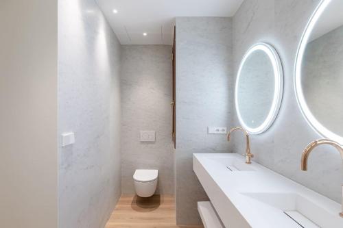Three-Bedroom Apartment image 10