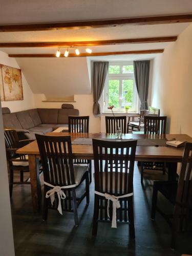 . Ferienwohnung RUHRPERLE für 1 bis max 9 Erwachsene