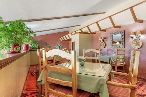 Best Western Mission Inn - image 7