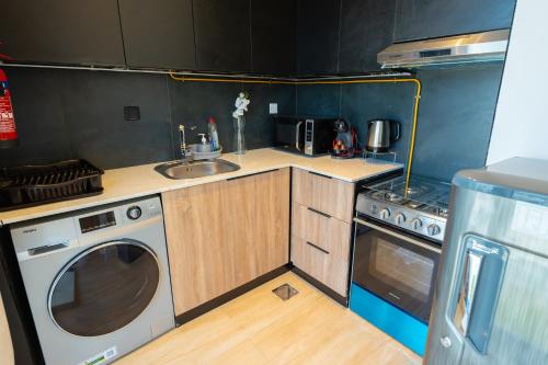 Le Villa-Joie !Bright Studio Apartment! - image 8