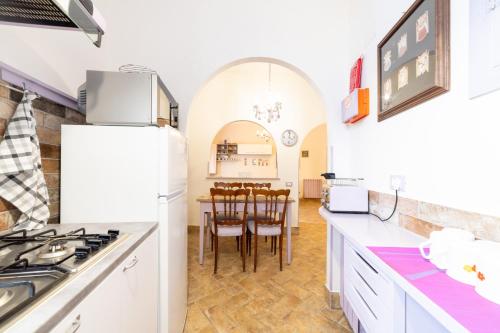 Radici Etrusche Sutri in Sutri