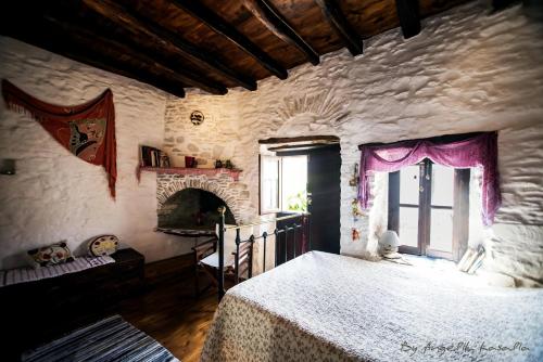Nefeli, Ano Syros (photo 10)