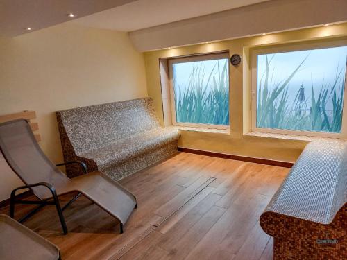 Apartment with Sea View image 3