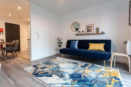 Superb 2 Bed Flat 5min to Old Trafford Stadium, Manchester (photo 9)