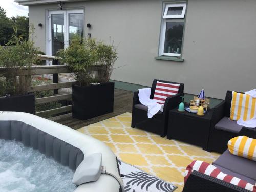 Hillcrest House Self Catering Apartments in ดันโกลว