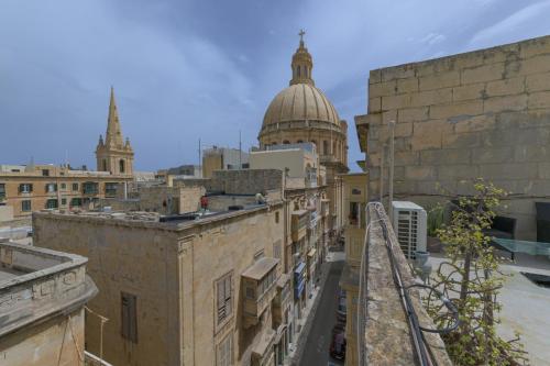 Stylish Valletta 2 bedroom City Centre Apartment with Terrace and Views, La Valletta (foto 6)