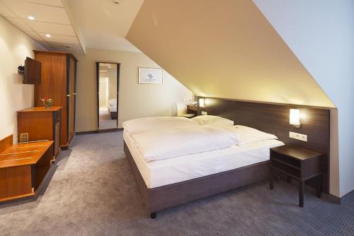 Erikson Hotel - image 7