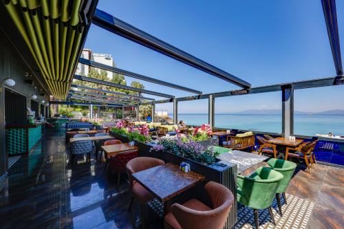 Marti Beach Hotel in Kusadasi