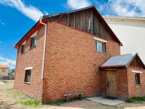 . Ayanchin Guest House