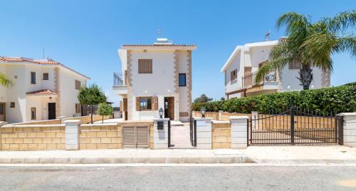 Villa Stephanie Oasis in Sotira
