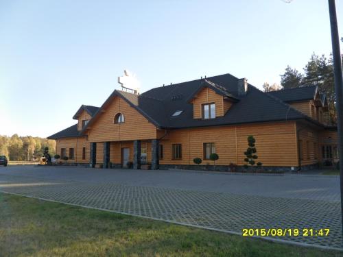 Karczma Dolina Pstrąga - Accommodation - Machowa